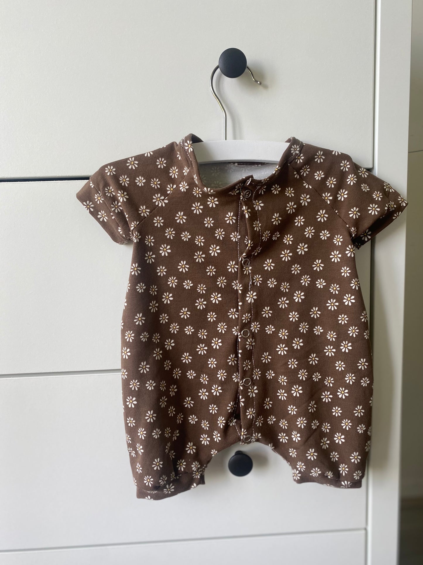 Boxpakje bloemen bruin