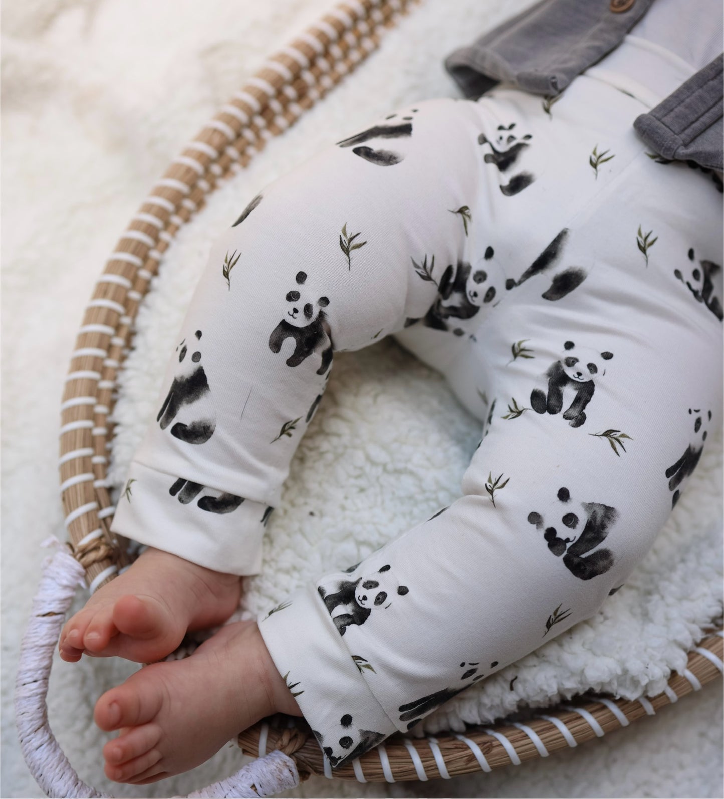 Broekje panda beertjes